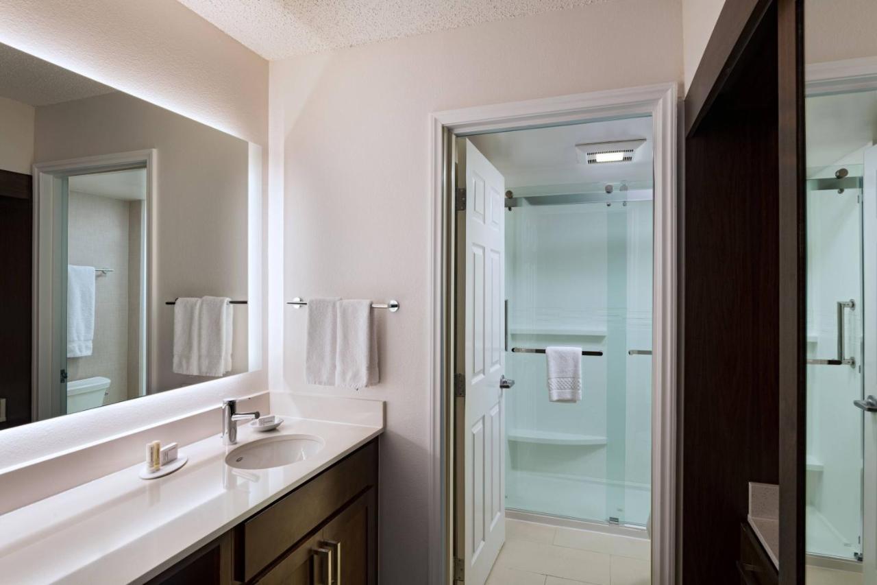 Residence Inn By Marriott Austin The Domain Area Extérieur photo